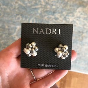 Clip earrings